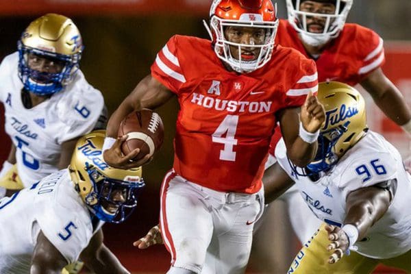 From Brazoria County to University of Houston, D’Eriq King inspires confidence among Cougars