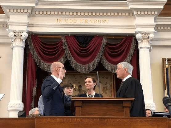 Texas House Begins Session with New Speaker