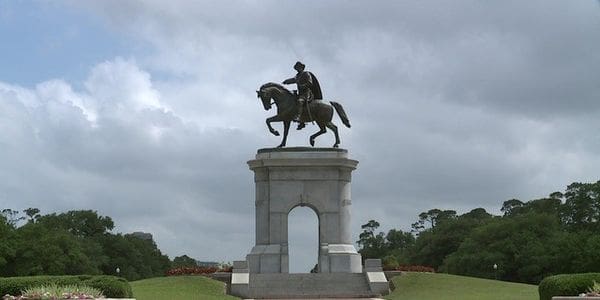 Crenshaw, Hurd, Other Texas Republicans Vote with Democrats to Remove Confederate Monuments