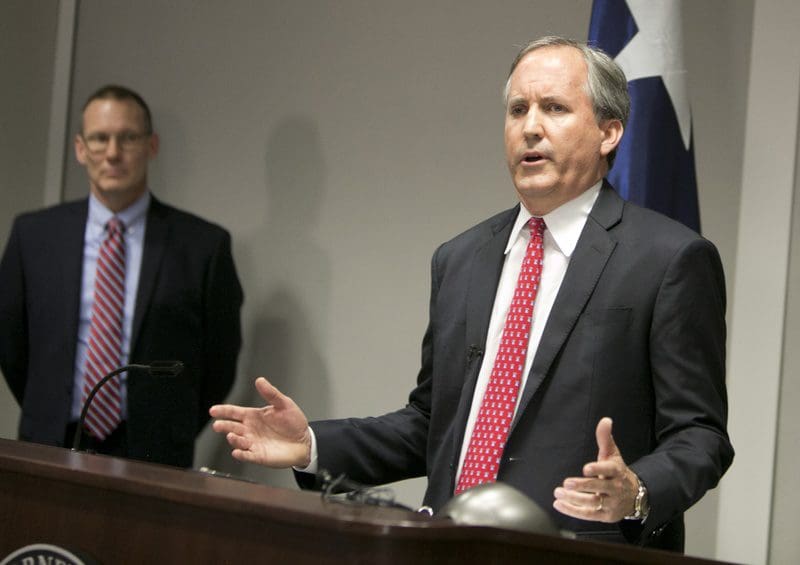 Top Aides Accuse AG Paxton of Bribery, Abuse of Office