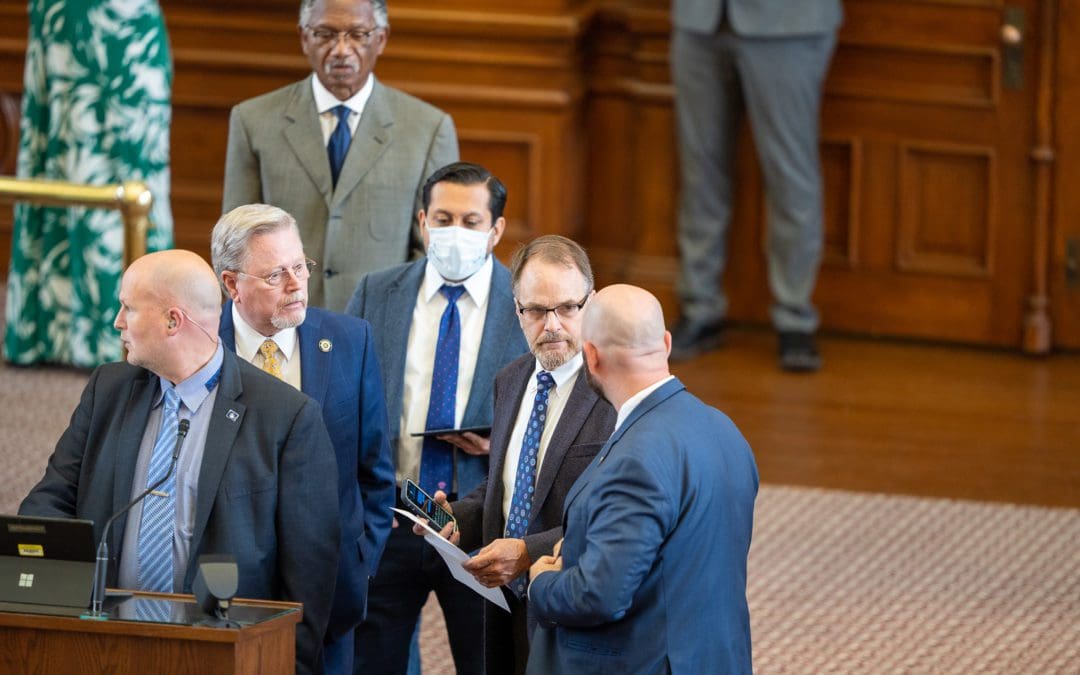 Texas House GOP Caucus Threatens Conservatives