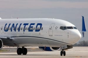United Airlines Ignores Executive Order from Abbott Banning Vaccine Mandates