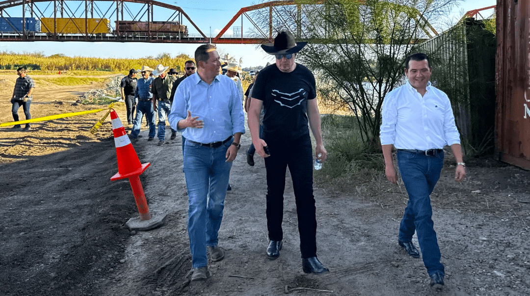 Elon Musk Visits Texas-Mexico Border to Expose Crisis