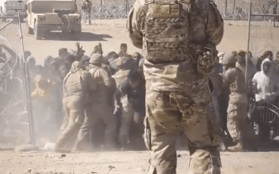 VIDEO: Illegal Border Crossers Rushed Texas National Guard at El Paso