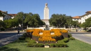 UT-Austin Leads in Higher Education Reforms