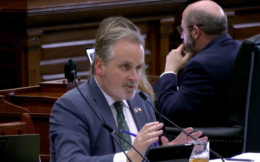 Texas Senators Consider Empowering Residents to Sue Entities Pushing Abortion Pills