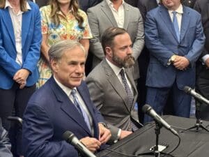 Abbott Hints at Potential Special Session on Taxpayer-Funded Lobbying Ban