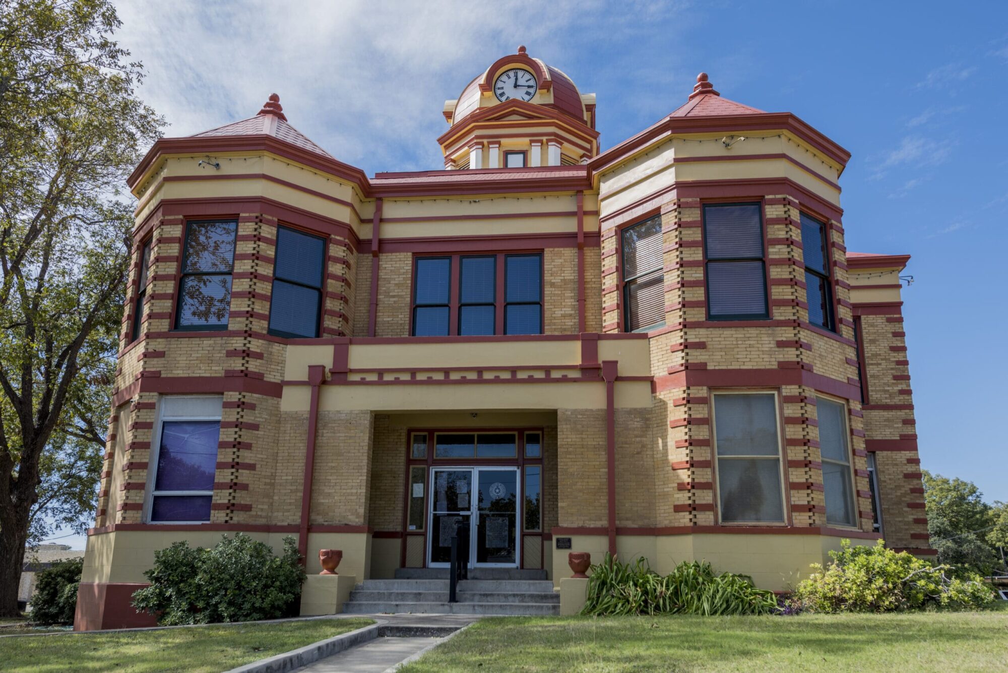 Kinney County Courthouse