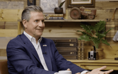 Abbott Backs Sheets in GOP Primary Challenge to Sid Miller