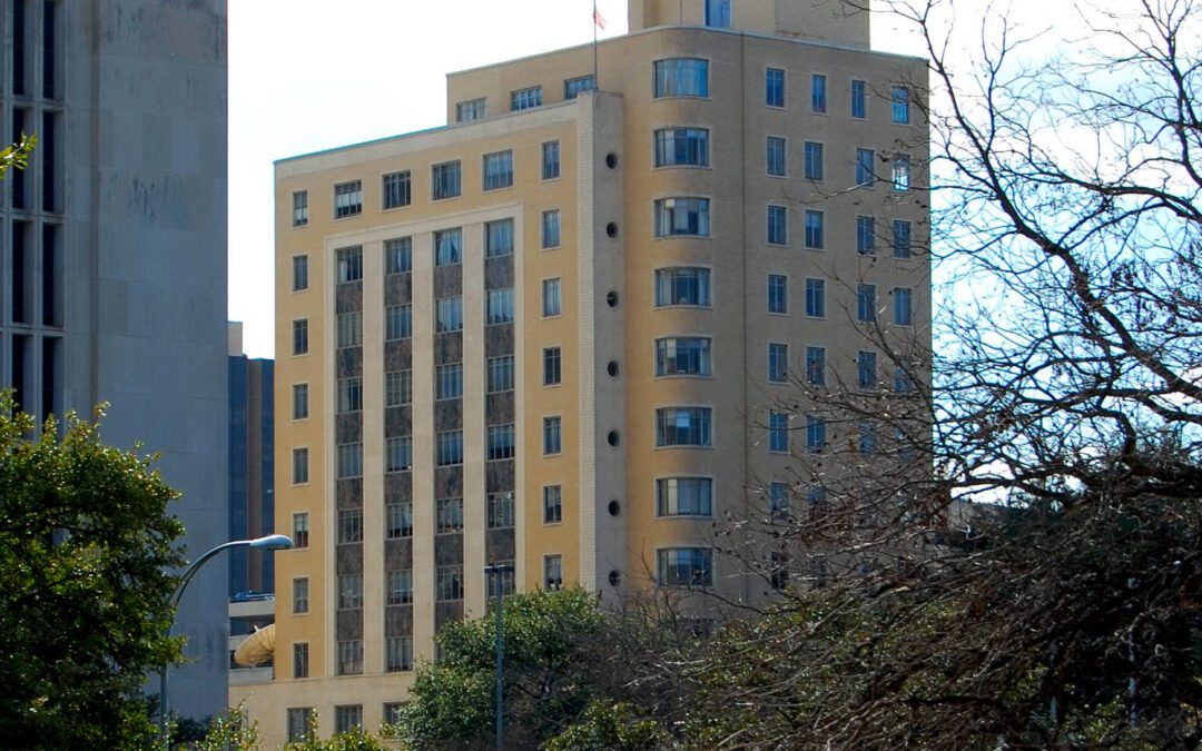 Texas Moves To Block Professional & Commercial Licenses for Illegal Aliens