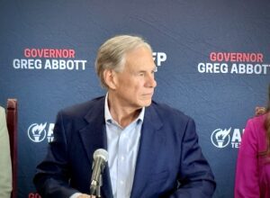 Abbott Throws Cold Water on Gambling Push Ahead of Next Session
