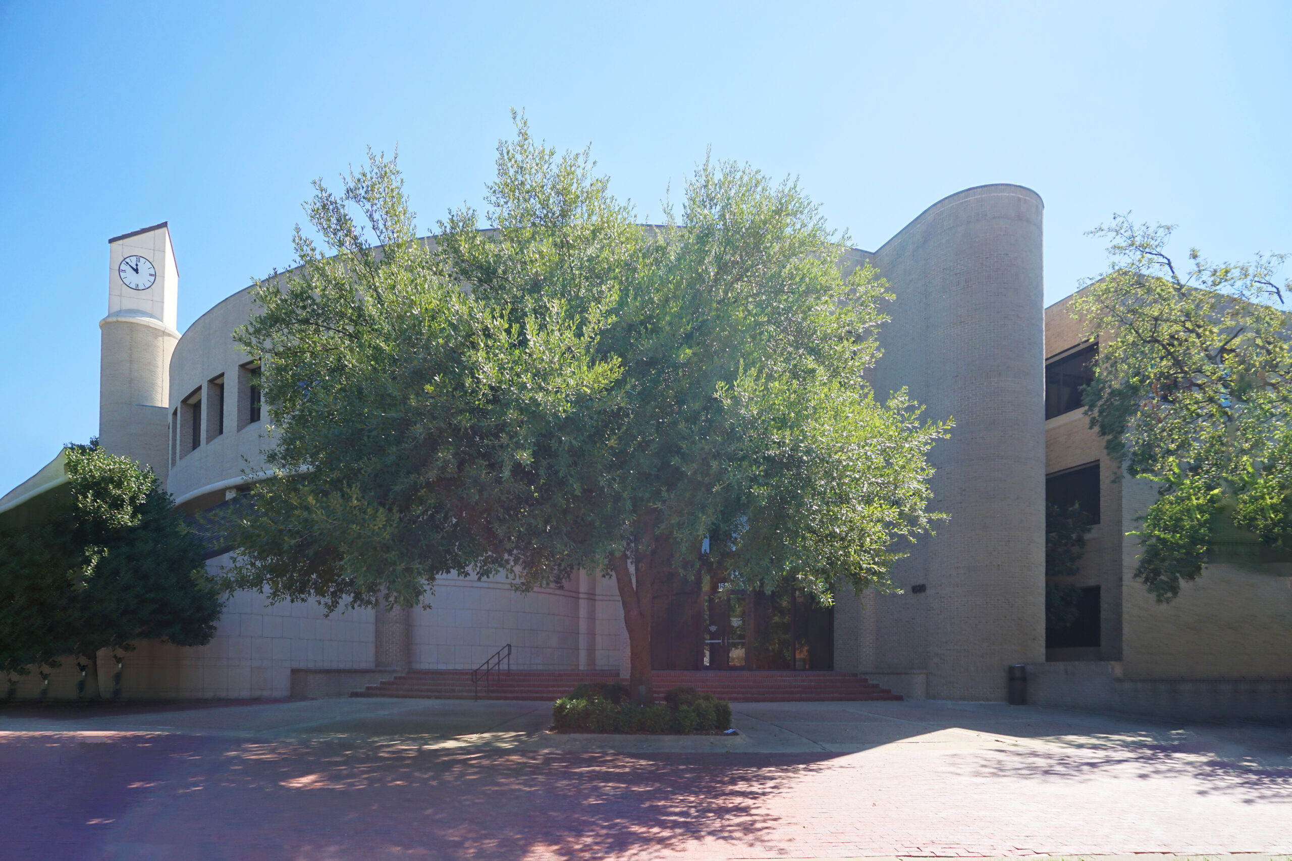 Plano Municipal Center