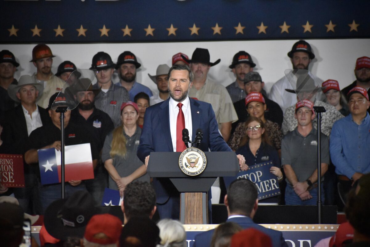 JD Vance in Weatherford